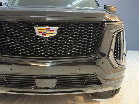 New 2025 Cadillac Escalade Sport w/ Touring Package image 21