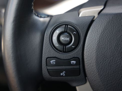 Used 2016 Lexus CT 200h w/ Navigation Package FWD image 29