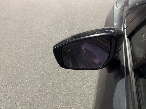 New 2025 Nissan Versa SR w/ Trunk Package image 35