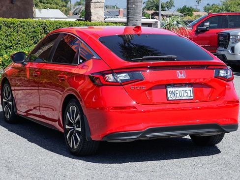 Used 2024 Honda Civic EX-L image 6