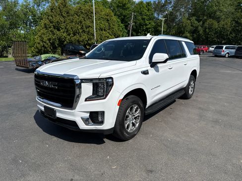 Used 2023 GMC Yukon XL SLE w/ Max Trailering Package image 7