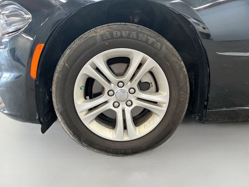 Used 2023 Dodge Charger SXT RWD image 27