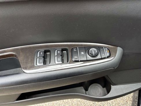 Used 2018 Kia Optima EX image 13