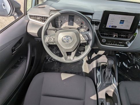 Used 2024 Toyota Corolla LE image 15