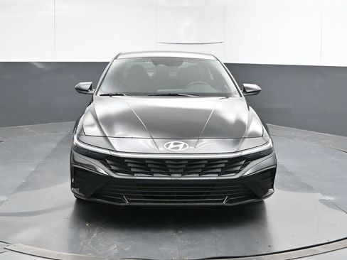 New 2026 Hyundai Elantra Sport image 8