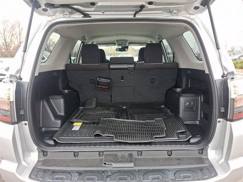 Used 2023 Toyota 4Runner SR5 image 28