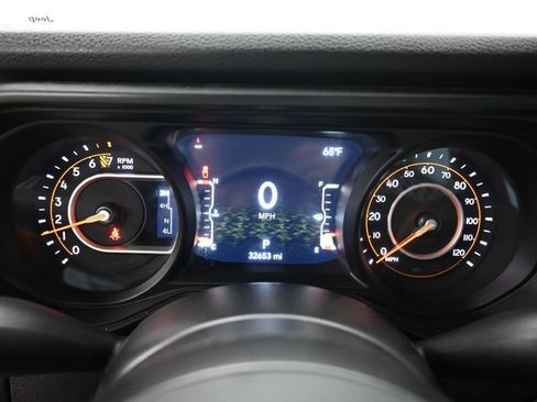 Used 2025 Jeep Gladiator Sport AWD/4WD image 12