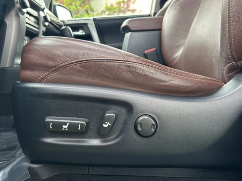 Used 2019 Toyota 4Runner Limited image 13