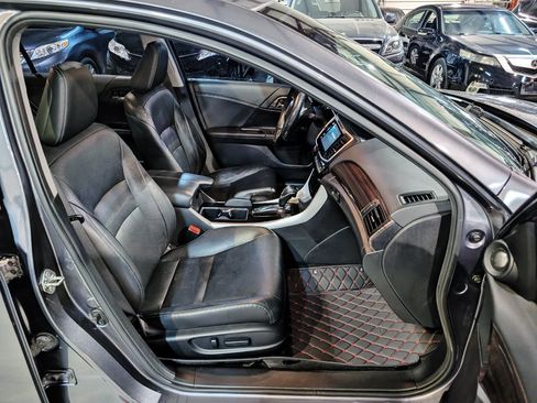Used 2016 Honda Accord EX-L image 28