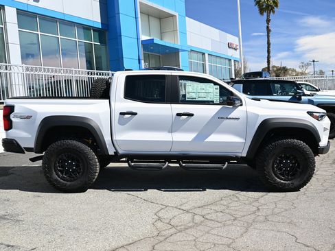 New 2026 Chevrolet Colorado ZR2 w/ ZR2 Bison Edition image 7