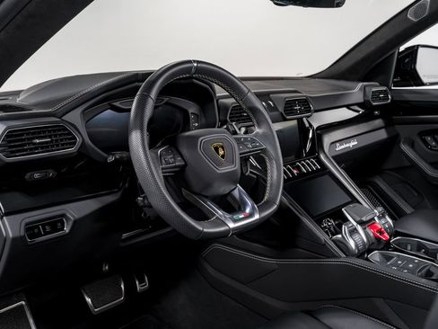 Used 2024 Lamborghini Urus S image 13