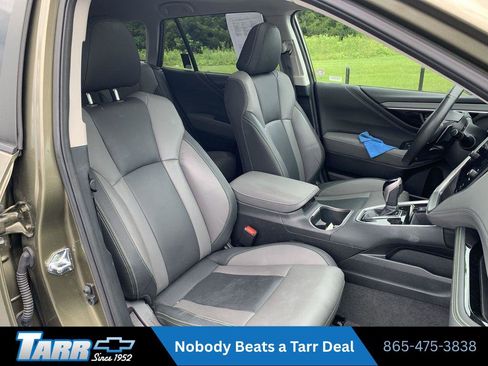 Used 2025 Subaru Outback Onyx Edition AWD/4WD image 25