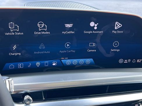 New 2026 Cadillac Lyriq Sport AWD/4WD image 20
