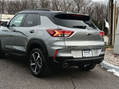 Used 2023 Chevrolet TrailBlazer RS w/ Convenience Package image 3