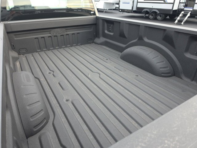 Used 2026 Ford F250 XL w/ Snow Plow/Camper Package AWD/4WD image 5