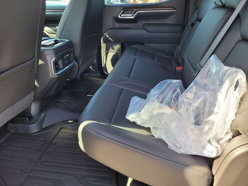 New 2026 GMC Sierra 1500 SLT AWD/4WD image 8