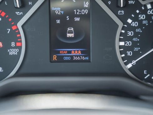 Used 2023 Toyota Tundra Limited AWD/4WD image 48