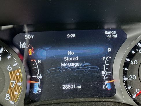 Used 2023 Jeep Compass Latitude w/ Convenience Group AWD/4WD image 19