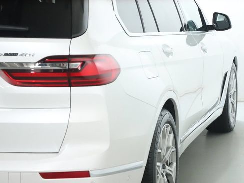 Used 2022 BMW X7 xDrive40i w/ Premium Package AWD/4WD image 50