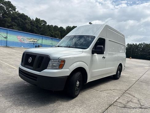 Used 2018 Nissan NV 2500 SV w/ Navigation Package RWD image 12