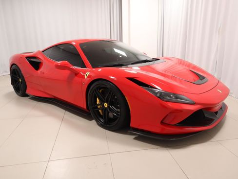 Used 2022 Ferrari F8 Tributo image 6