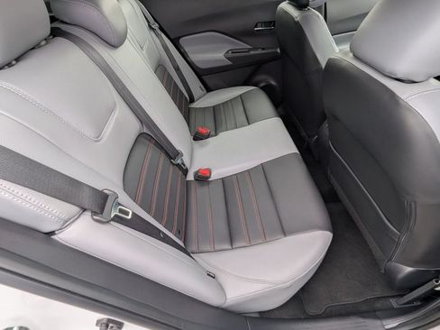 Certified 2021 Nissan Kicks SR w/ SR Premium Package FWD image 14