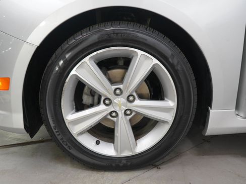 Used 2014 Chevrolet Cruze LT w/ Sun, Sound and Sport Package FWD image 27