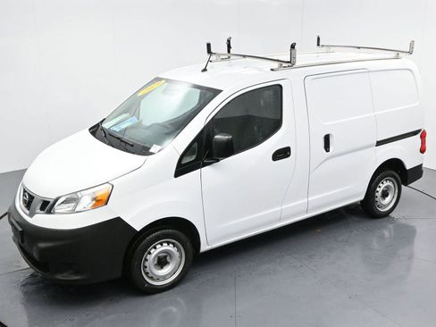 Used 2019 Nissan NV200 S image 28