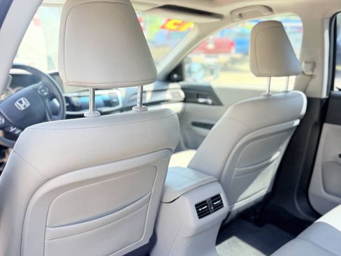 Used 2013 Honda Accord EX-L image 17