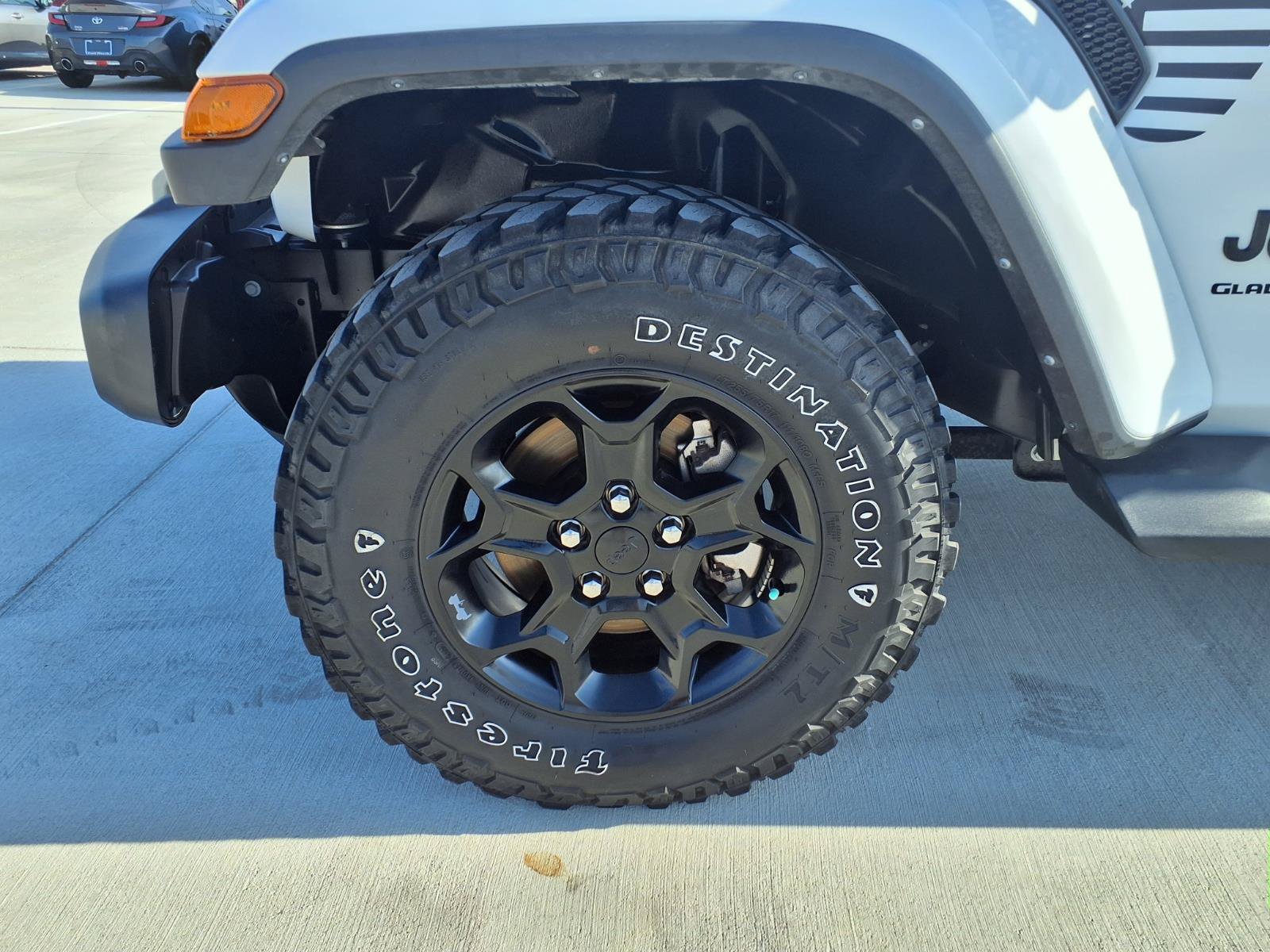 Used 2023 Jeep Gladiator Sport AWD/4WD image 28