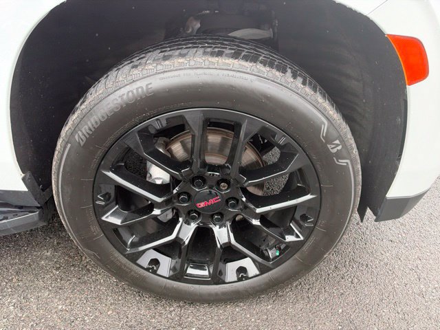 Used 2022 GMC Yukon XL SLT AWD/4WD image 8