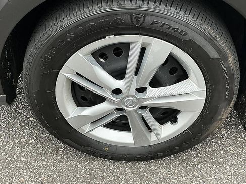 Certified 2025 Nissan Kicks Play S FWD image 10