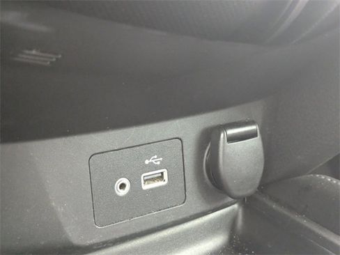 Used 2018 Nissan Rogue SL w/ Premium Package image 21