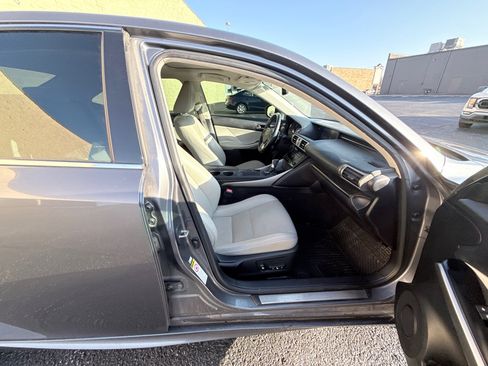 Used 2014 Lexus IS 250 w/ Preferred Accessory Package image 11