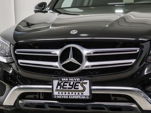 Used 2019 Mercedes-Benz GLC 300 image 8