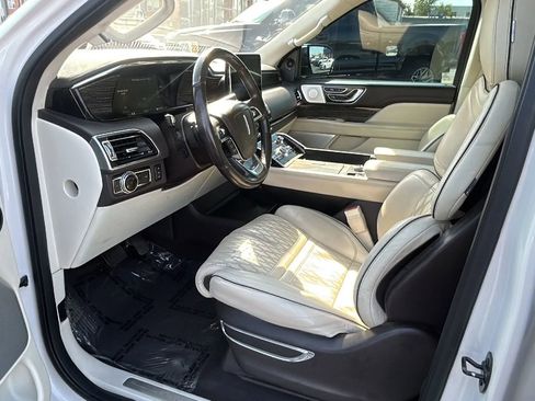 Used 2019 Lincoln Navigator Black Label w/ Cargo Package image 10