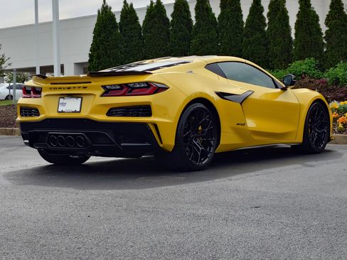 Used 2026 Chevrolet Corvette ZR1 w/ Stealth Interior Trim Package image 10