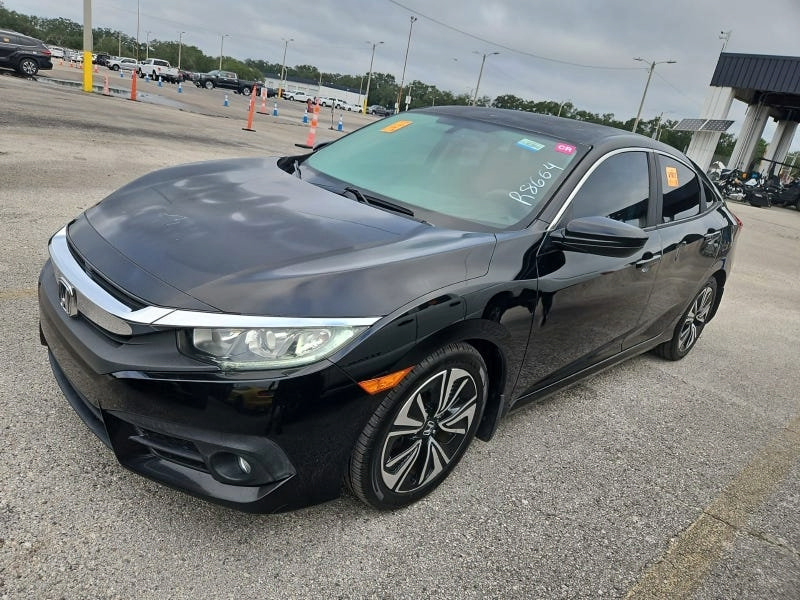 Used 2016 Honda Civic EX-T image 2