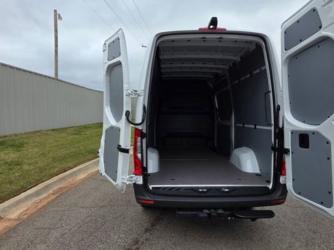 New 2026 Mercedes-Benz Sprinter 2500 image 5