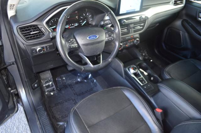 Used 2021 Ford Escape SE w/ SE Sport Appearance Package FWD image 14