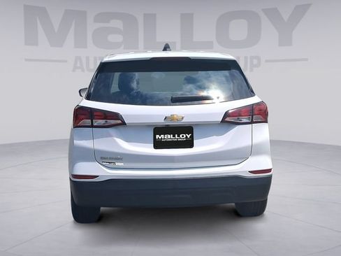 Used 2023 Chevrolet Equinox LS FWD image 4