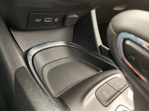 Used 2024 Chevrolet Malibu LT image 30