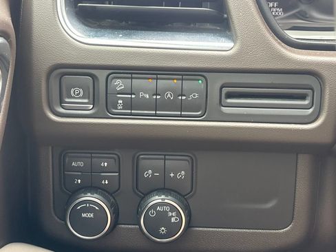 Used 2021 Chevrolet Tahoe Z71 AWD/4WD image 27