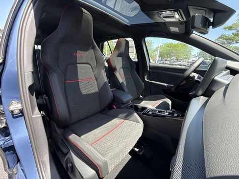 Used 2025 Volkswagen GTI SE FWD image 26
