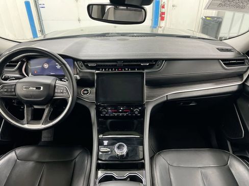 Used 2021 Jeep Grand Cherokee L Limited image 10