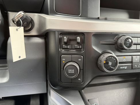 Used 2024 Ford F250 XLT w/ Camper Package AWD/4WD image 19