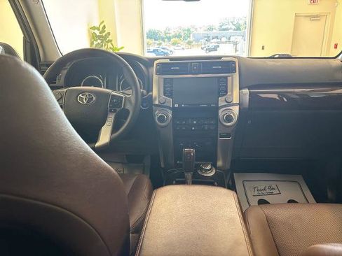 Used 2021 Toyota 4Runner Limited AWD/4WD image 7