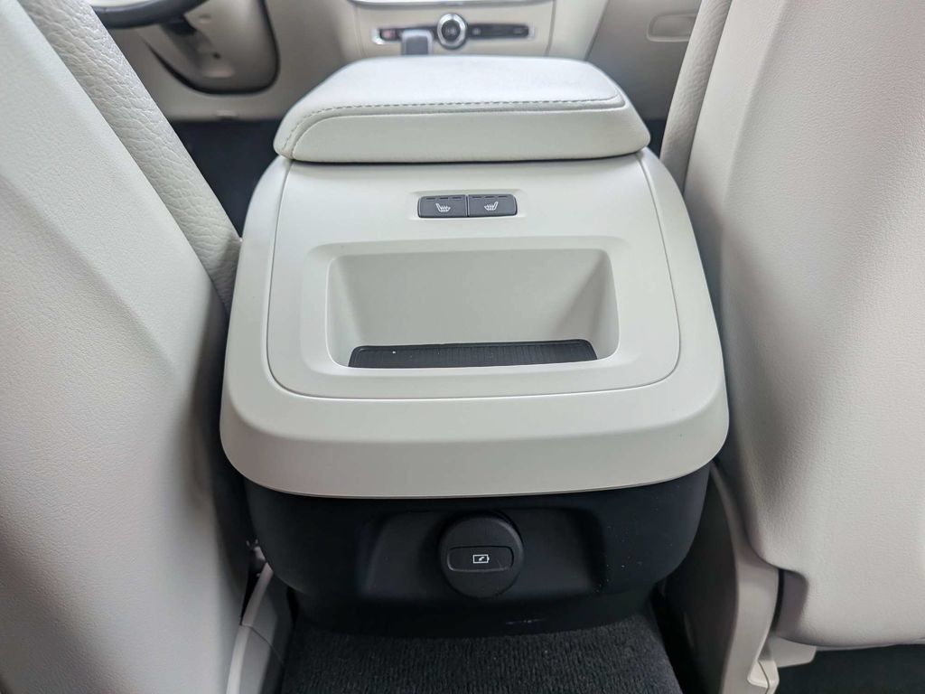 Certified 2024 Volvo S60 B5 Plus w/ Climate Package FWD image 13