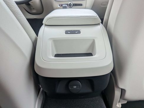 Used 2024 Volvo S60 B5 Plus w/ Climate Package FWD image 13