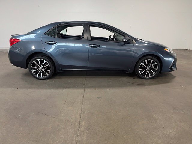 Used 2019 Toyota Corolla SE FWD image 2